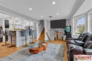 5 Travis Ct, Monroe Township, NJ 08831 - Photo 14
