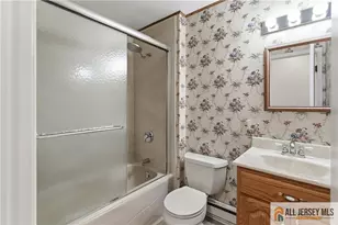 7 Brook Hollow Rd, Piscataway Township, NJ 08854 - Photo 14