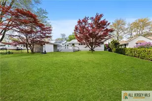 126 Villanova Dr, Lawrence Township, NJ 08648 - Photo 4