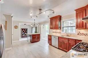 20 Poplar Ave, North Brunswick Township, NJ 08902 - Photo 10