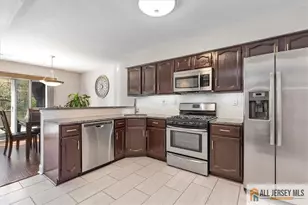 119 Malibu Dr, Eatontown, NJ 07724 - Photo 10