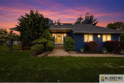 121 W Hill Road, Colonia, NJ 07067 - Photo 2
