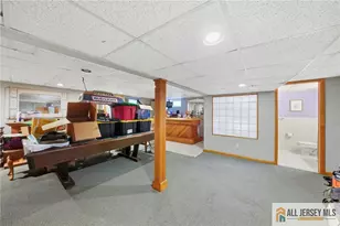 121 W Hill Rd, Colonia, NJ 07067 - Photo 32
