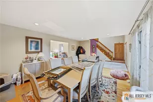 121 W Hill Rd, Colonia, NJ 07067 - Photo 28