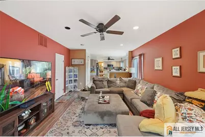 121 W Hill Road, Colonia, NJ 07067 - Photo 8