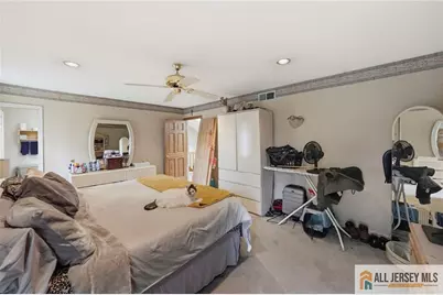 121 W Hill Road, Colonia, NJ 07067 - Photo 20