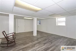 196 Worth St, Iselin, NJ 08830 - Photo 20