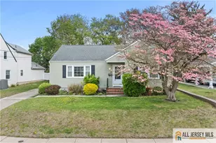 399 Division St, South Amboy, NJ 08879 - Photo 2