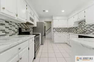 37 Giggleswick Way, Edison, NJ 08820 - Photo 18