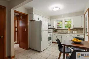20 Crosby Ave, Edison, NJ 08817 - Photo 8
