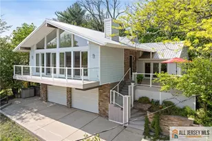 335 Valentine St, Highland Park, NJ 08904 - Photo 2