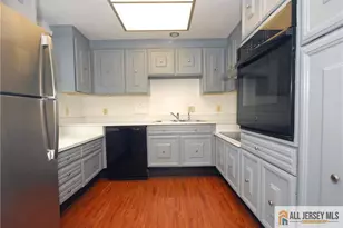 97 Glenwood Ln, Monroe Township, NJ 08831 - Photo 12