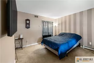 1 Pineview Ct, Monroe Township, NJ 08831 - Photo 14