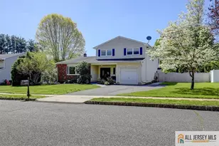 14 London Dr, East Brunswick Township, NJ 08816 - Photo 2