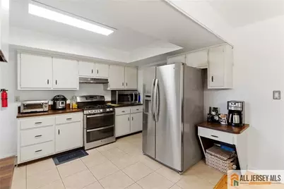 178 Jeff Street, Edison, NJ 08837 - Photo 12