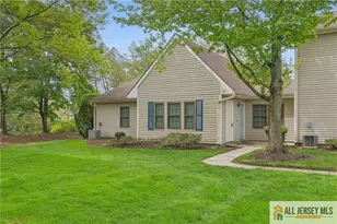 171 Wycoff Way, East Brunswick Township, NJ 08816 - Photo 2