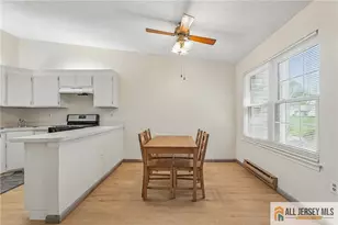 171 Wycoff Way, East Brunswick Township, NJ 08816 - Photo 10
