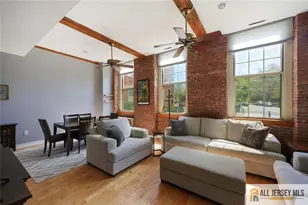 40 Washington Ave, Milltown, NJ 08850 - Photo 8