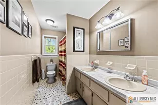 7 Michelle St, Monroe Township, NJ 08831 - Photo 16