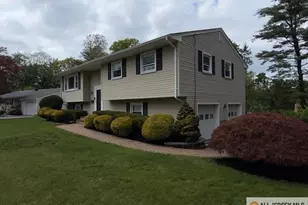 6 Greenbrae Ct, East Brunswick Township, NJ 08816 - Photo 2