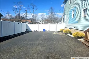 23 Maple St, Helmetta, NJ 08828 - Photo 4