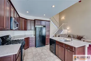 10 Villanova Dr, South Brunswick Township, NJ 08824 - Photo 4