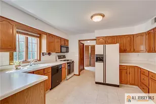 194 Plainfield Rd, Edison, NJ 08820 - Photo 12