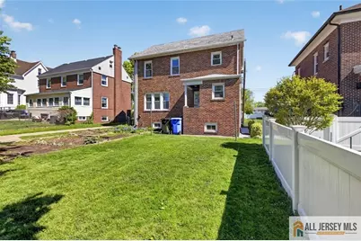 113 E Prospect Avenue, Woodbridge Township, NJ 07095 - Photo 26