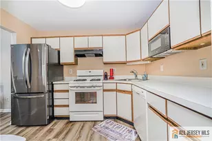 2809 Ridgefield Ct, Helmetta, NJ 08828 - Photo 12