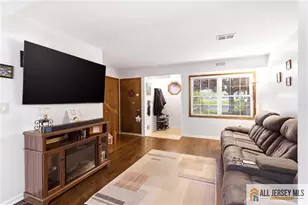 56 Jefferson Dr, Spotswood, NJ 08884 - Photo 6