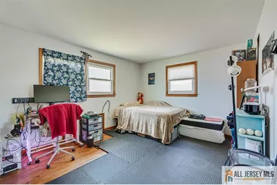 468 Gorham Avenue, Woodbridge Township, NJ 07095 - Photo 14
