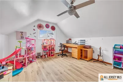 1 Yuro Drive, Edison, NJ 08837 - Photo 16