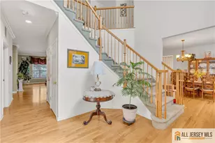 7 Duchess Dr, Monroe Township, NJ 08831 - Photo 4