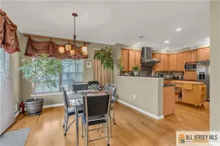 7 Duchess Dr, Monroe Township, NJ 08831 - Photo 16
