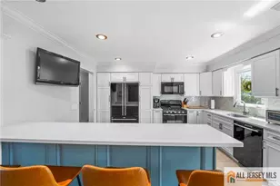 275 Alden Ave, Edison, NJ 08820 - Photo 10