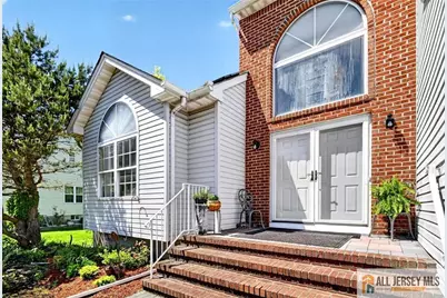 28 Glynn Court, , NJ 08859 - Photo 2