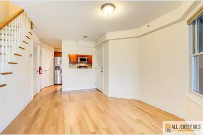 112 N Broadway Street #B, South Amboy, NJ 08879 - Photo 4