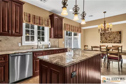 12 White Oak Lane #112, Matawan, NJ 07747 - Photo 8