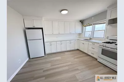 625 Bound Brook Unit #2 Road, Middlesex, NJ 08846 - Photo 2
