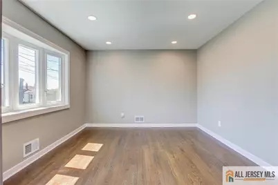 21 Monroe Avenue, Carteret, NJ 07008 - Photo 6