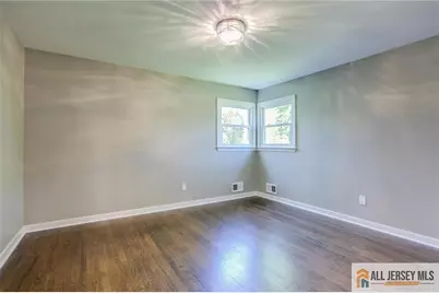 21 Monroe Avenue, Carteret, NJ 07008 - Photo 12