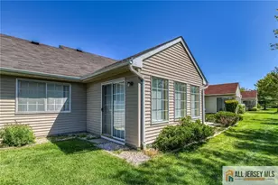 637 Madison Dr, Monroe Township, NJ 08831 - Photo 22