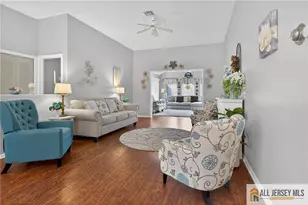 637 Madison Dr, Monroe Township, NJ 08831 - Photo 2