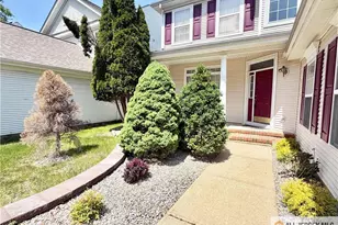 25 Orchid Dr, Plainsboro Township, NJ 08536 - Photo 2