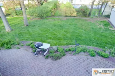 8 Sherwood Road, Edison, NJ 08820 - Photo 18