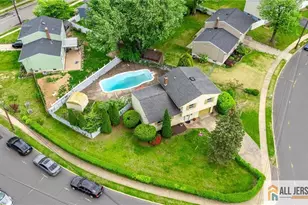 2 Moryan Rd, Edison, NJ 08817 - Photo 8