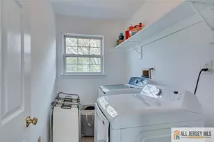 7 Stanford Dr, South Brunswick Township, NJ 08824 - Photo 32