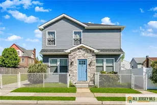 208 Catherine St, South Amboy, NJ 08879 - Photo 2
