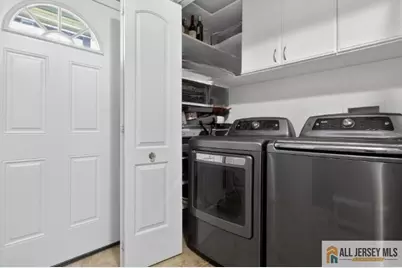 14 Taylor Drive, New Brunswick, NJ 08901 - Photo 26