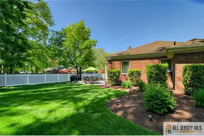 14 Taylor Drive, New Brunswick, NJ 08901 - Photo 30